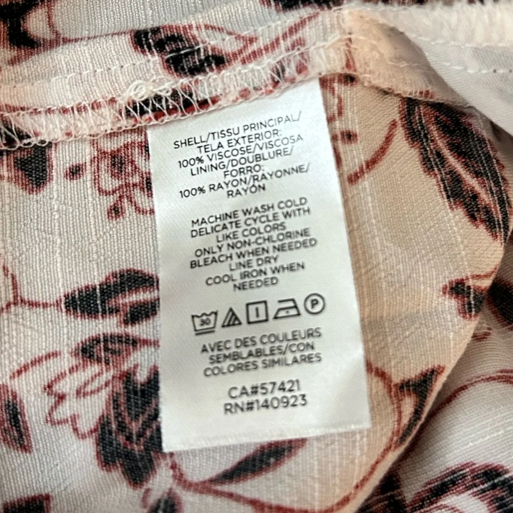 NWOT  LOFT  White, Pink & Burgundy Paisley Print Romper - S - Picture 7 of 7